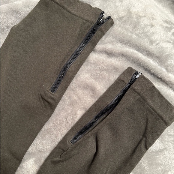 SPANX Olive Green Leggings With Seamless Zipper On Side 2XL - Picture 4 of 4